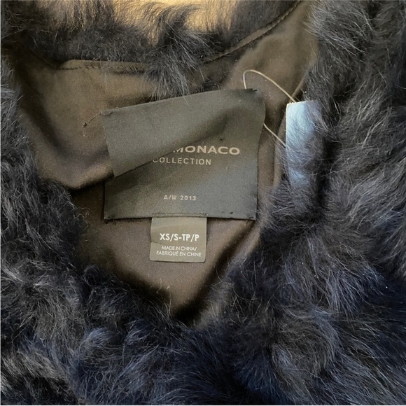 Club Monaco collection dyed navy blue/ blue genuine lamb fur pullover - Picture 6 of 10